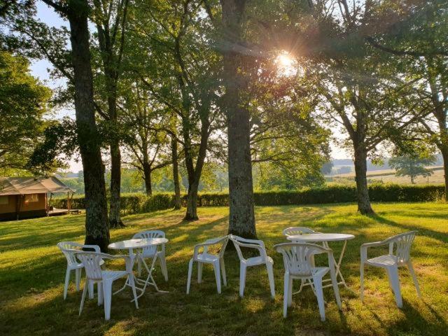 Glamping Les Arbres, Luxe Safaritent Met Zwembad Cronat Экстерьер фото